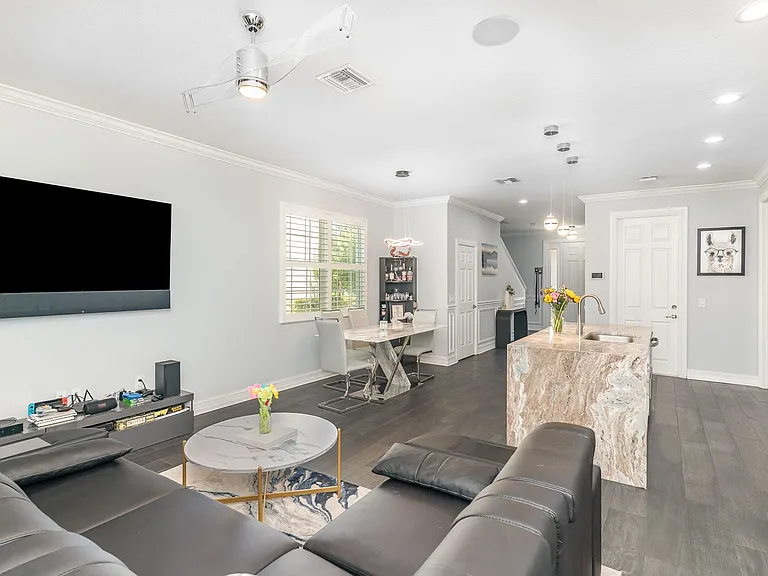 1430 Isabella Dr #106 — Photo 11