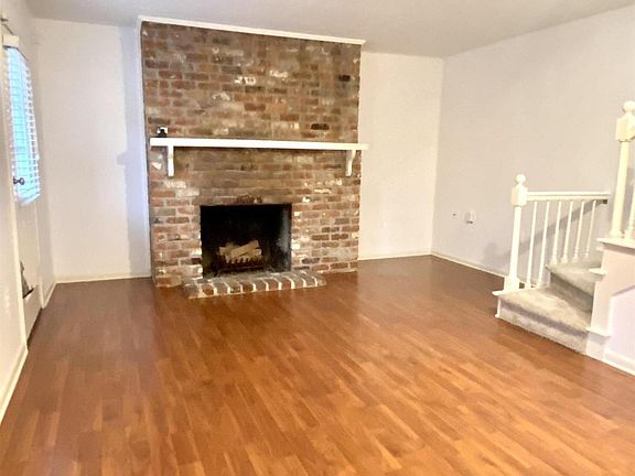 4th image of 710 Park Blvd APT 4