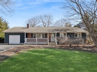 93 Hillside Ave, Saint James, NY 11780