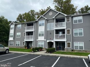 135 Natalie Rd, Delran, NJ 08075