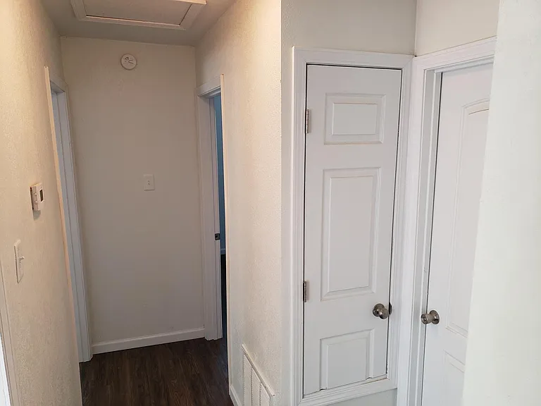 1621 S Bay St — Photo 7