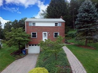165 Holiday Park Dr, Pittsburgh, PA 15239