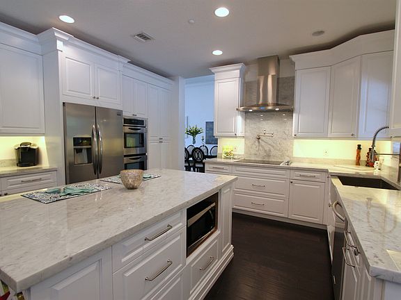 4th image of 11651 NW 17th Ct