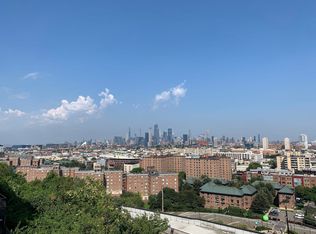 107 Mountain Rd, Jersey City, NJ 07307