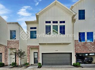 6329 Paddington Bend Dr, Houston, TX 77008