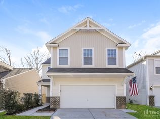 2736 Bramble Ridge Ct, Charlotte, NC 28215