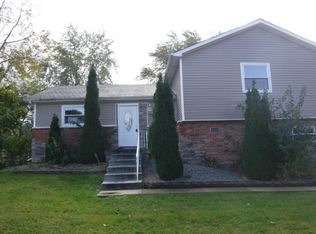 5855 Timberlane Rd, Matteson, IL 60443