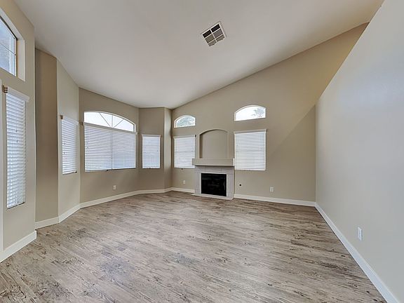 3rd image of 119 Skytop Dr