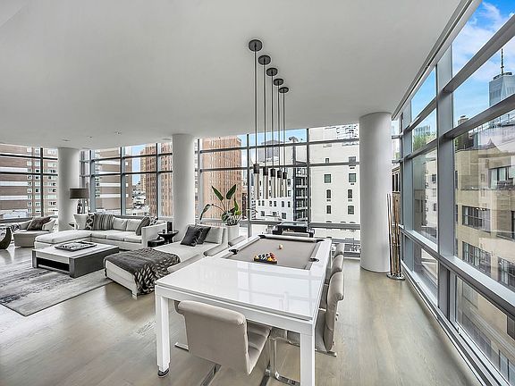 2nd image of 1 York St APT 9C