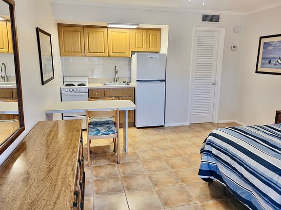 4th image of 509 Jefferson Ave APT 4