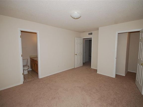 5th image of 1120 Gabaldon Pl