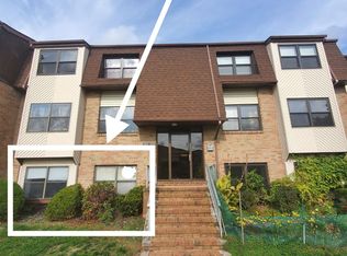 1937 Raspberry Ct, Edison, NJ 08817