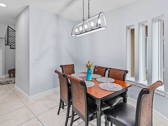 5th image of 200 W Mesquite St #6