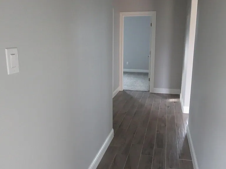 Bedrooms 2, 3, 4 Hallway