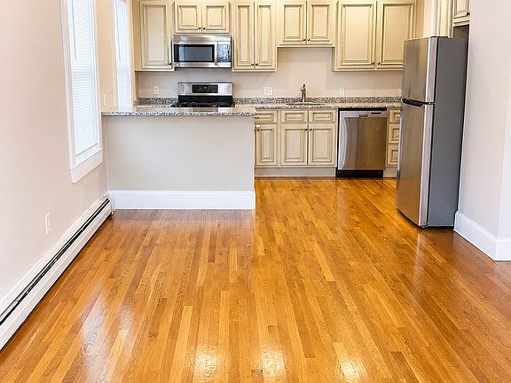 3rd image of 43 Savin Ave #1