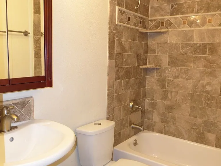 9236 Emily Way — Photo 13