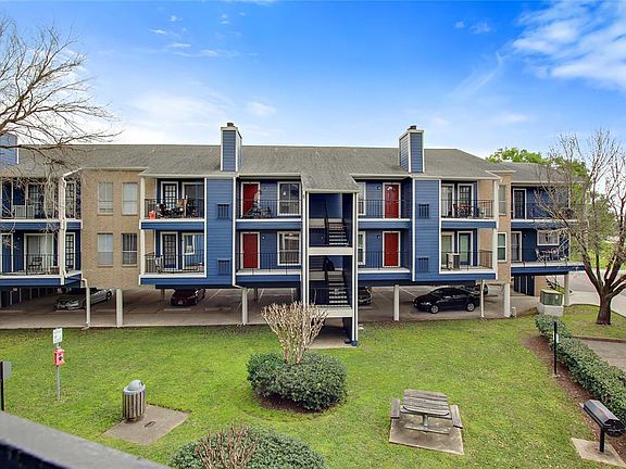 2nd image of 18519 Egret Bay Blvd APT 1507