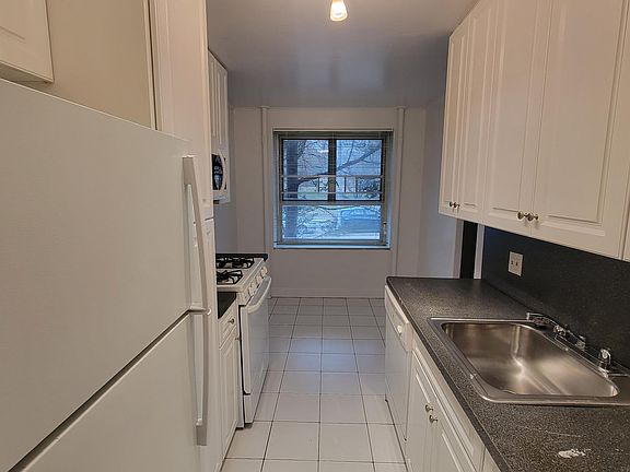 2nd image of 18820B 69th Ave #1