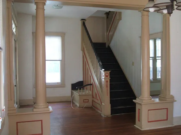 610 W 37th St APT A, Savannah, GA 31415