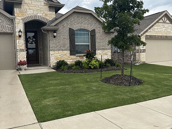 3rd image of 7204 Black Cherry Ln