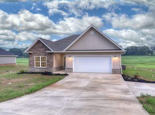 335 Greenwood Rd, Tusculum, TN 37616