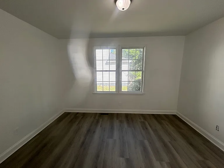 1413 Hyatt Ave — Photo 19