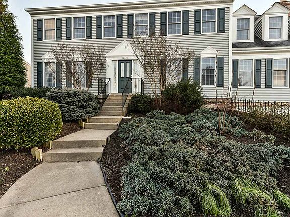 3rd image of 12779 Turberville Ln