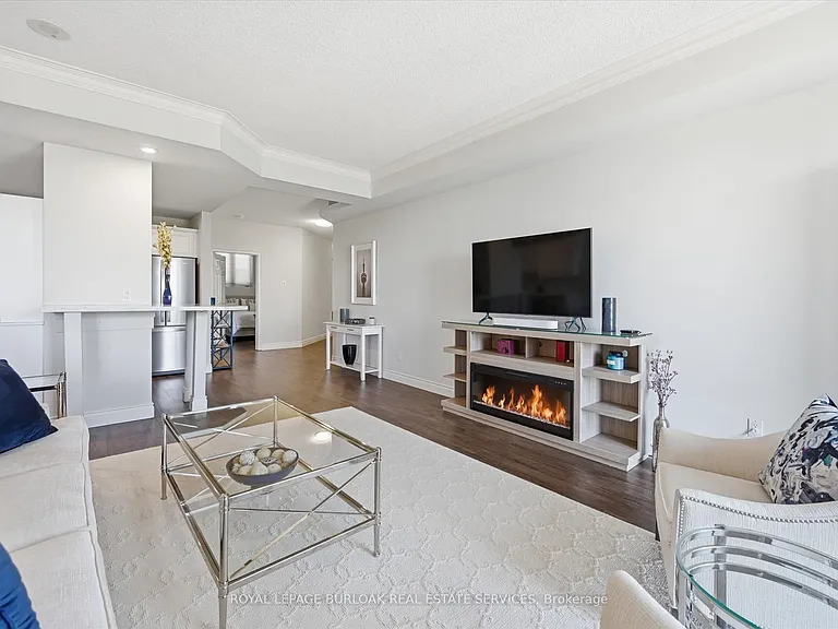 1477 Lakeshore Rd #305 — Photo 19