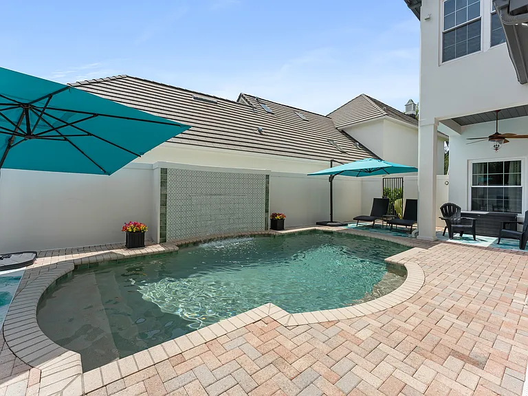 9720 Covent Garden Dr — Photo 4