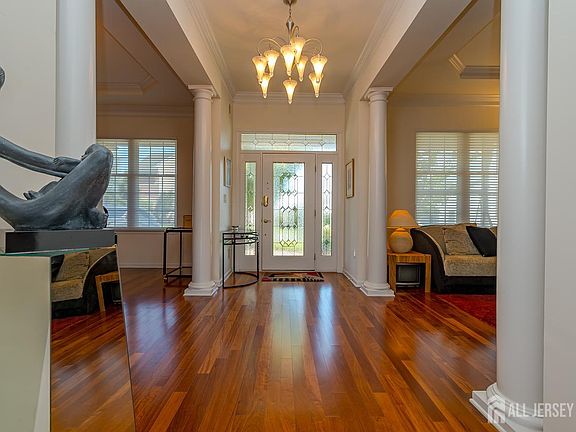 5th image of 118 Turnberry Dr