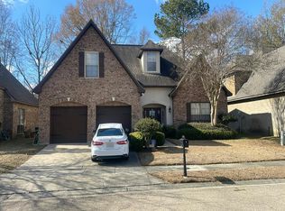 3060 Grassy Lake Dr, Baton Rouge, LA 70816