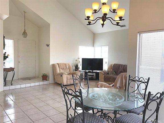 5th image of 37308 Tampa Ct