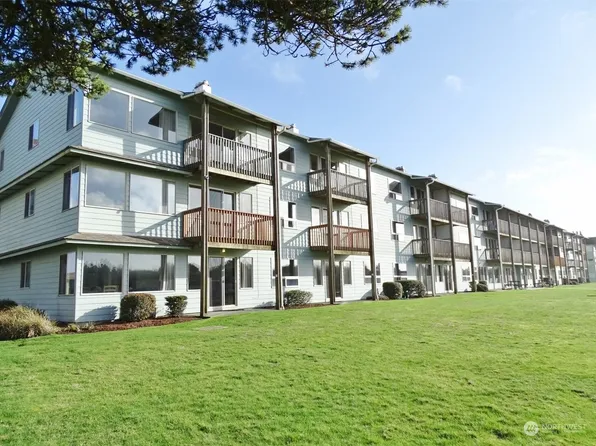 643 Ocean Shores Boulevard NW #112, Ocean Shores, WA 98569