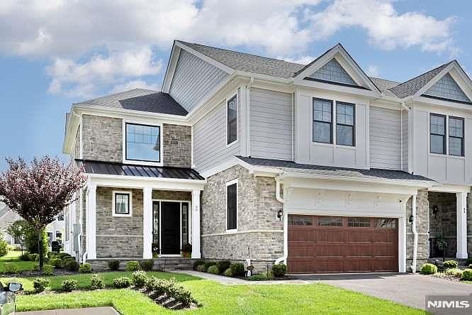 1st image of 90 Woodmont Circle