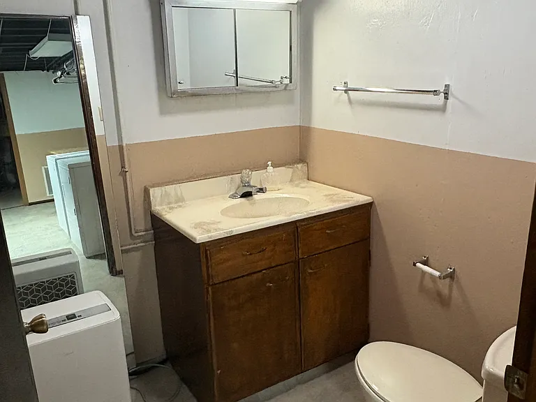 506 Mill St — Photo 16