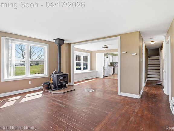 4th image of 8375 Denton Hill Rd