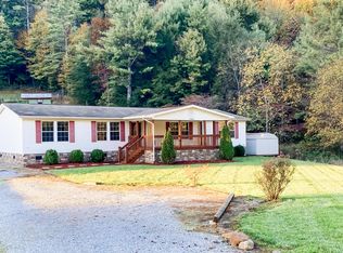 1545 Highway 321, Hampton, TN 37658