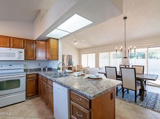 6939 W Sunnyside Dr, Peoria, AZ 85345