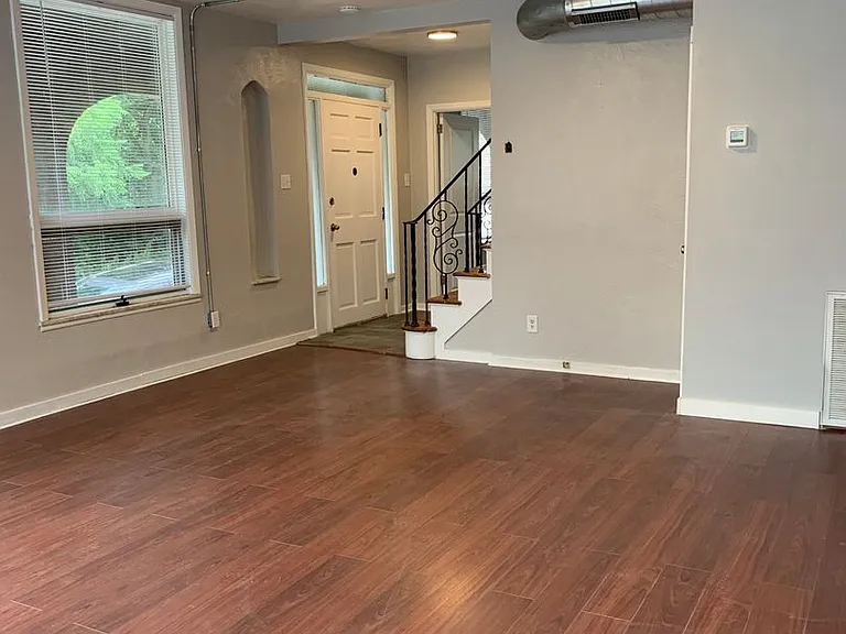 410 Marlow St — Photo 7