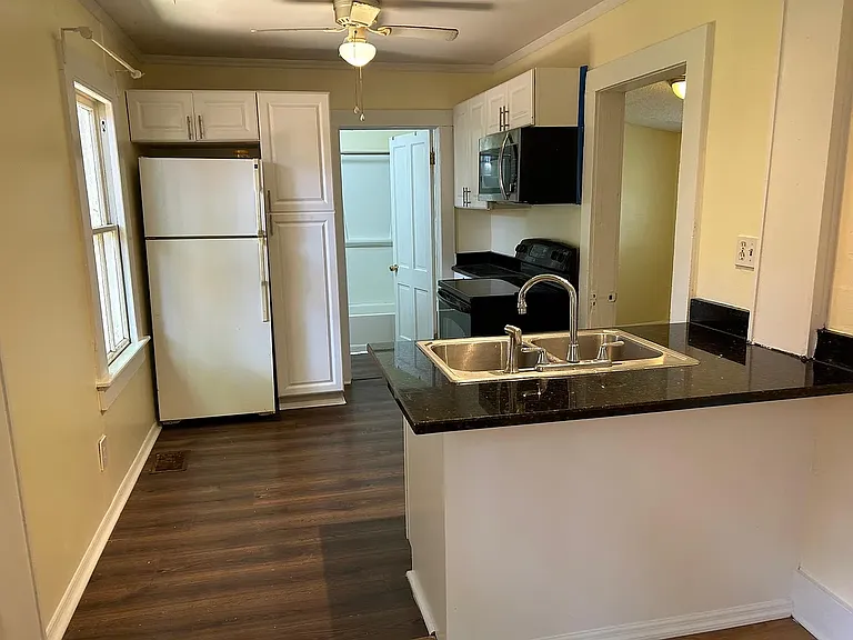 745 S Palmetto Ave #A — Photo 2