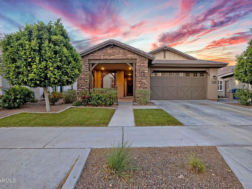 1st image of 20668 W Colina Ct