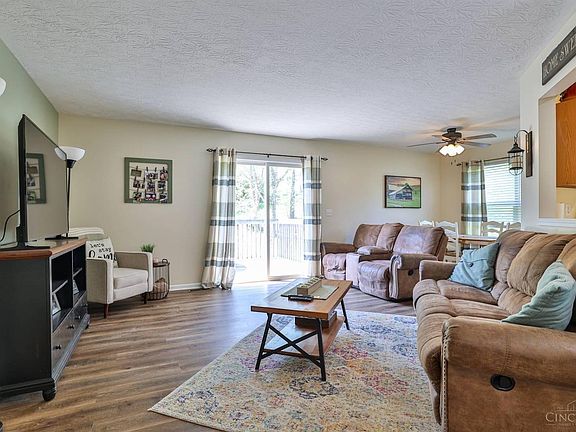 5th image of 3131 Cumberland Dr