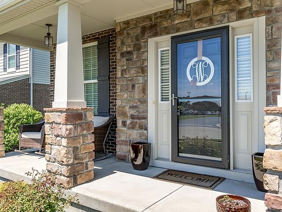 3rd image of 1755 Elmburn Ln