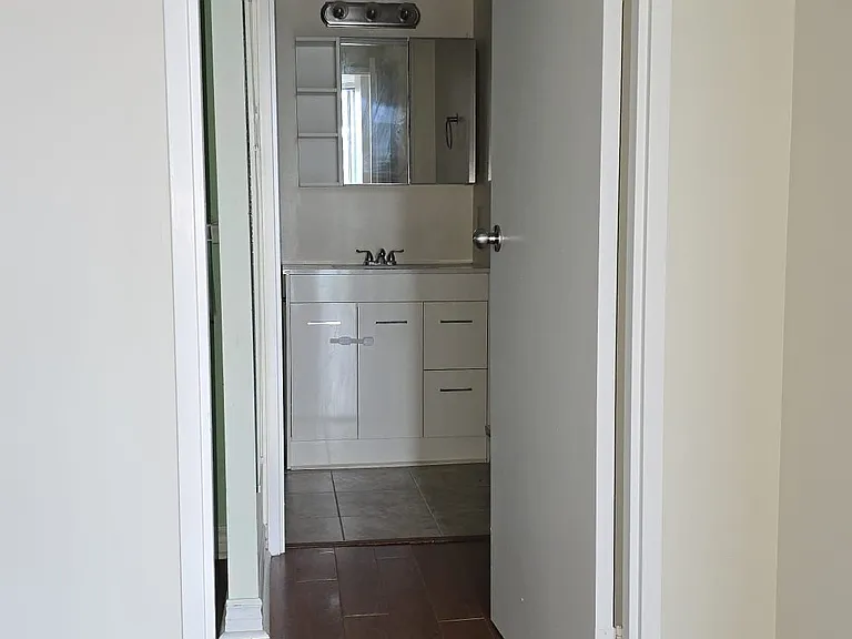 35 Trailwood Dr #312 — Photo 16
