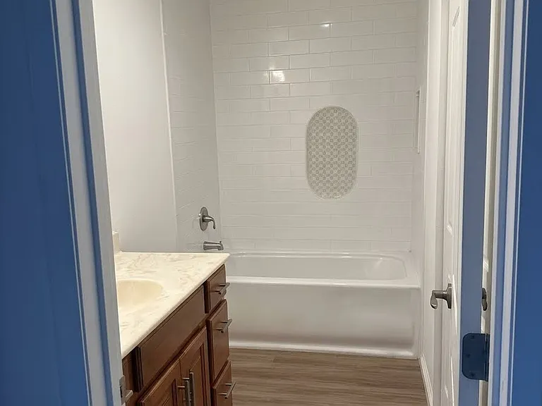 6816 Hyde Park Dr #MAIN — Photo 11