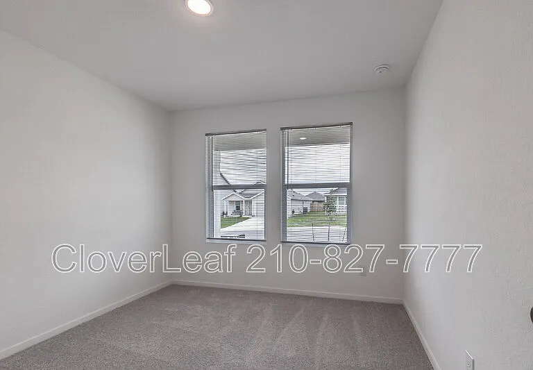 528 Wolf Crest Blvd — Photo 19