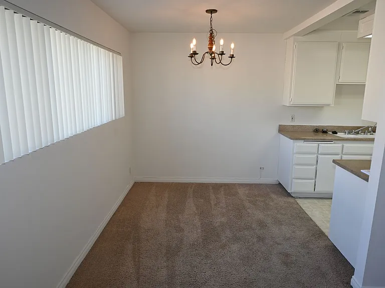 MAR812 — Photo 21