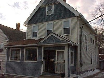 2nd image of 116 Walnut St #1