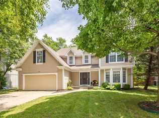 8419 Hall St, Lenexa, KS 66219
