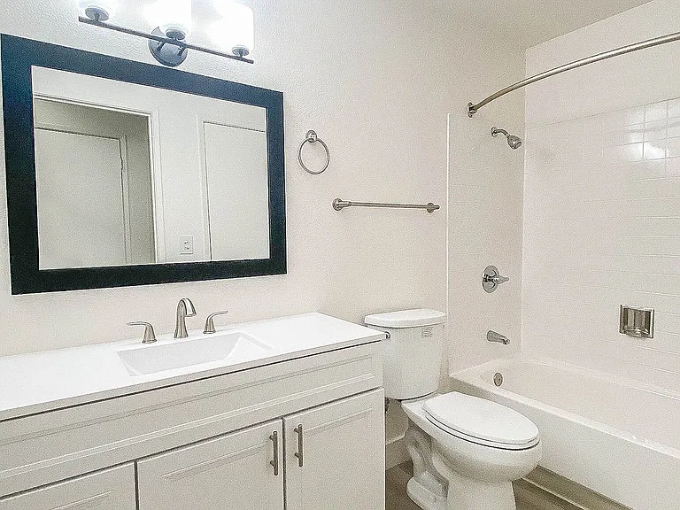 1x1- Bathroom
